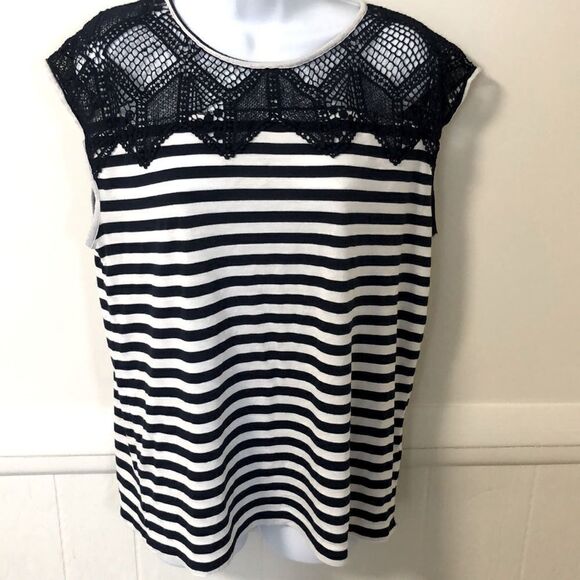 Women’s Joseph A Cap Sleeve Shirt Size Large - Picture 1 of 4